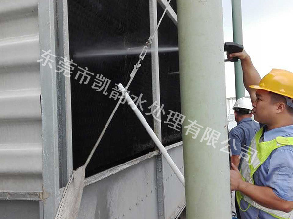 冷却水系统清洗中